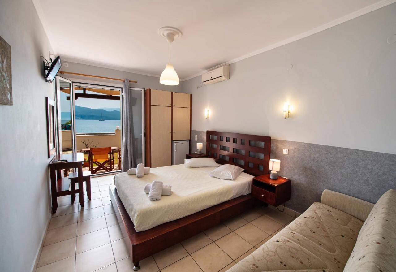 Irini Seaside Studios Никиана Екстериор снимка