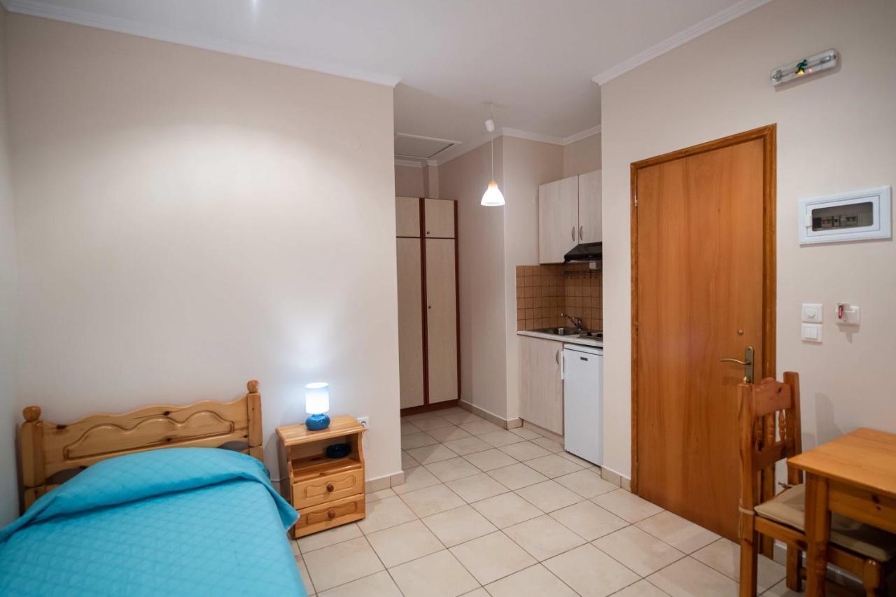 Irini Seaside Studios Никиана Екстериор снимка